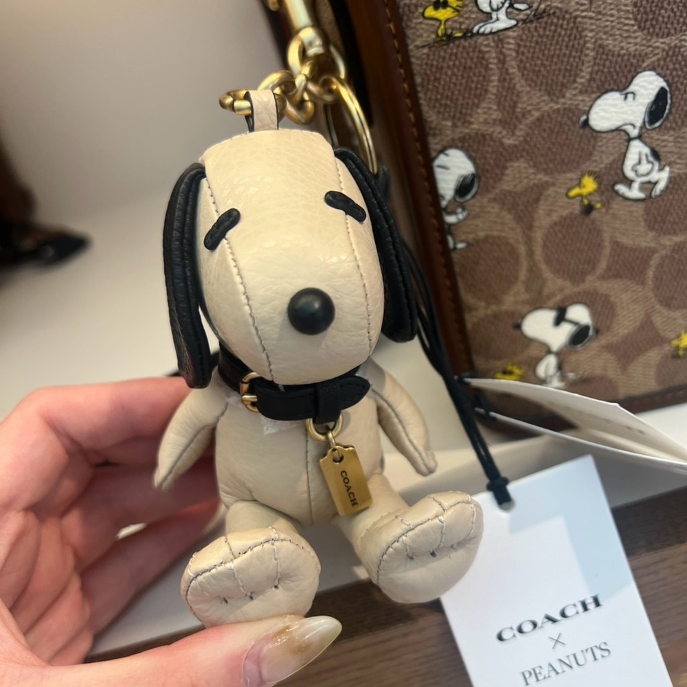 Coach x Peanuts Cream Keychain